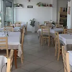 Hotel Tirona