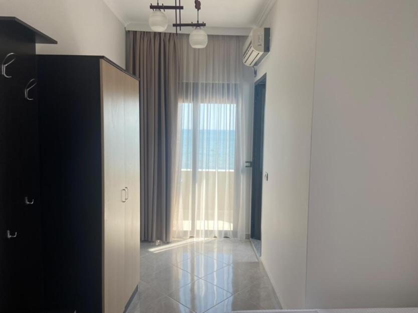 Tirona 4*