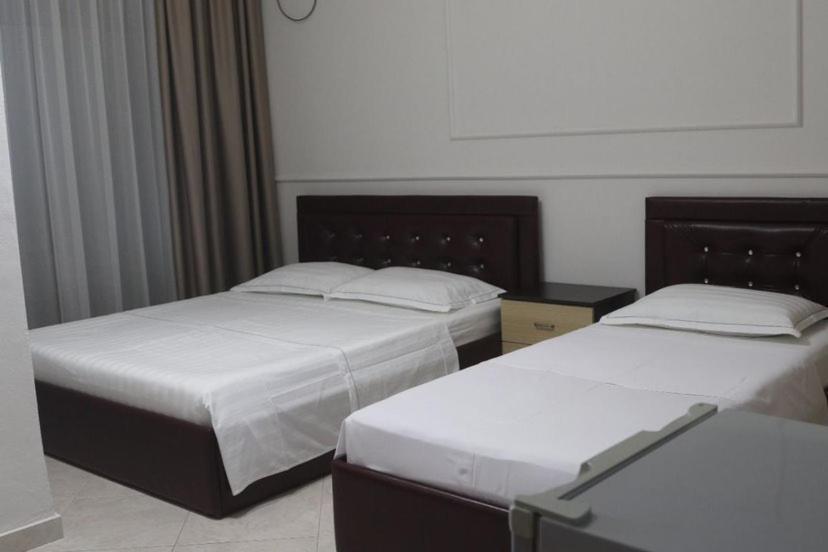 Tirona 4* Durrës