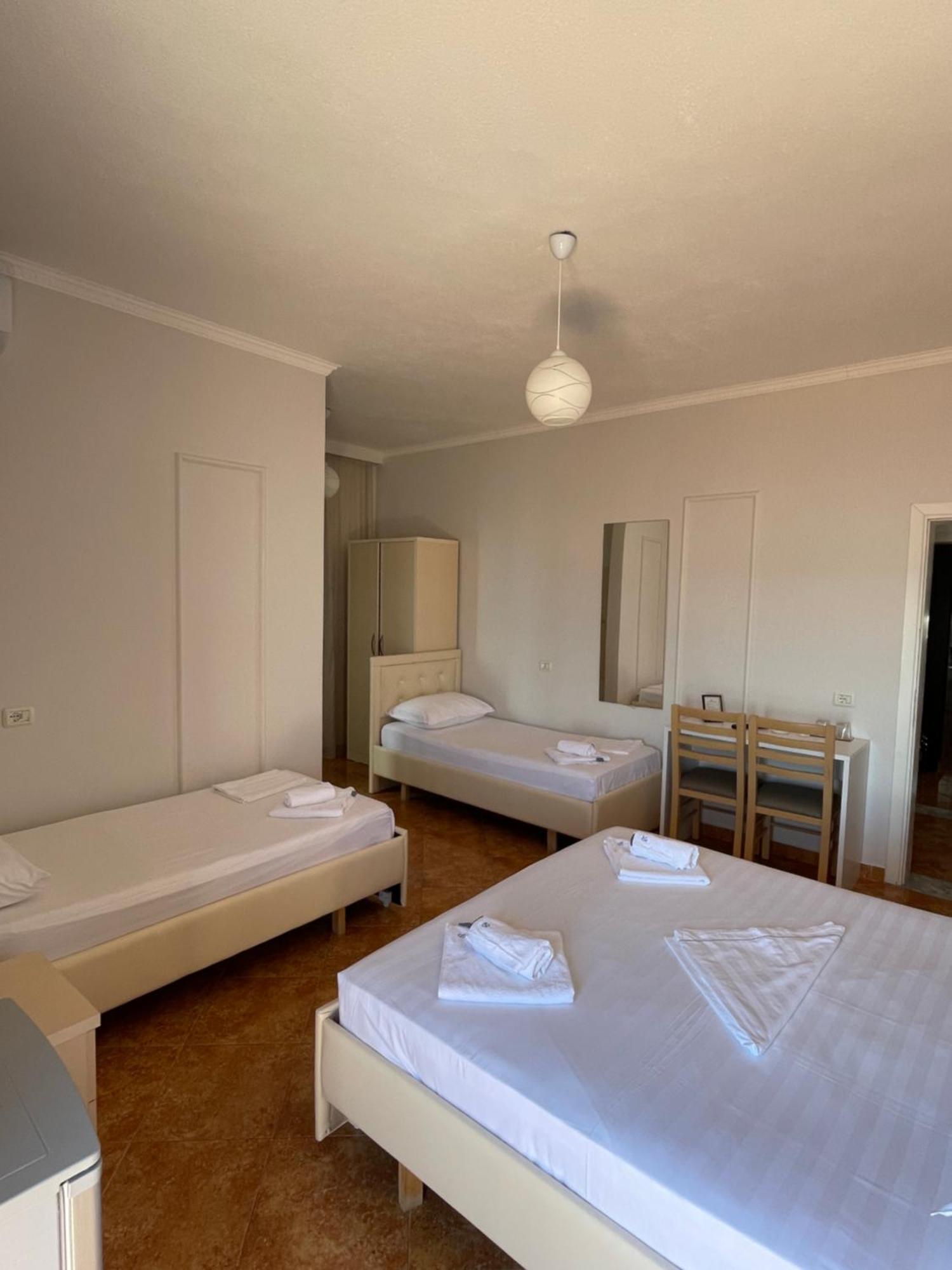 Hotel Tirona 4*