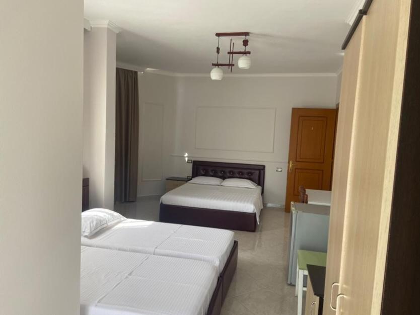 Tirona 4* Durrës