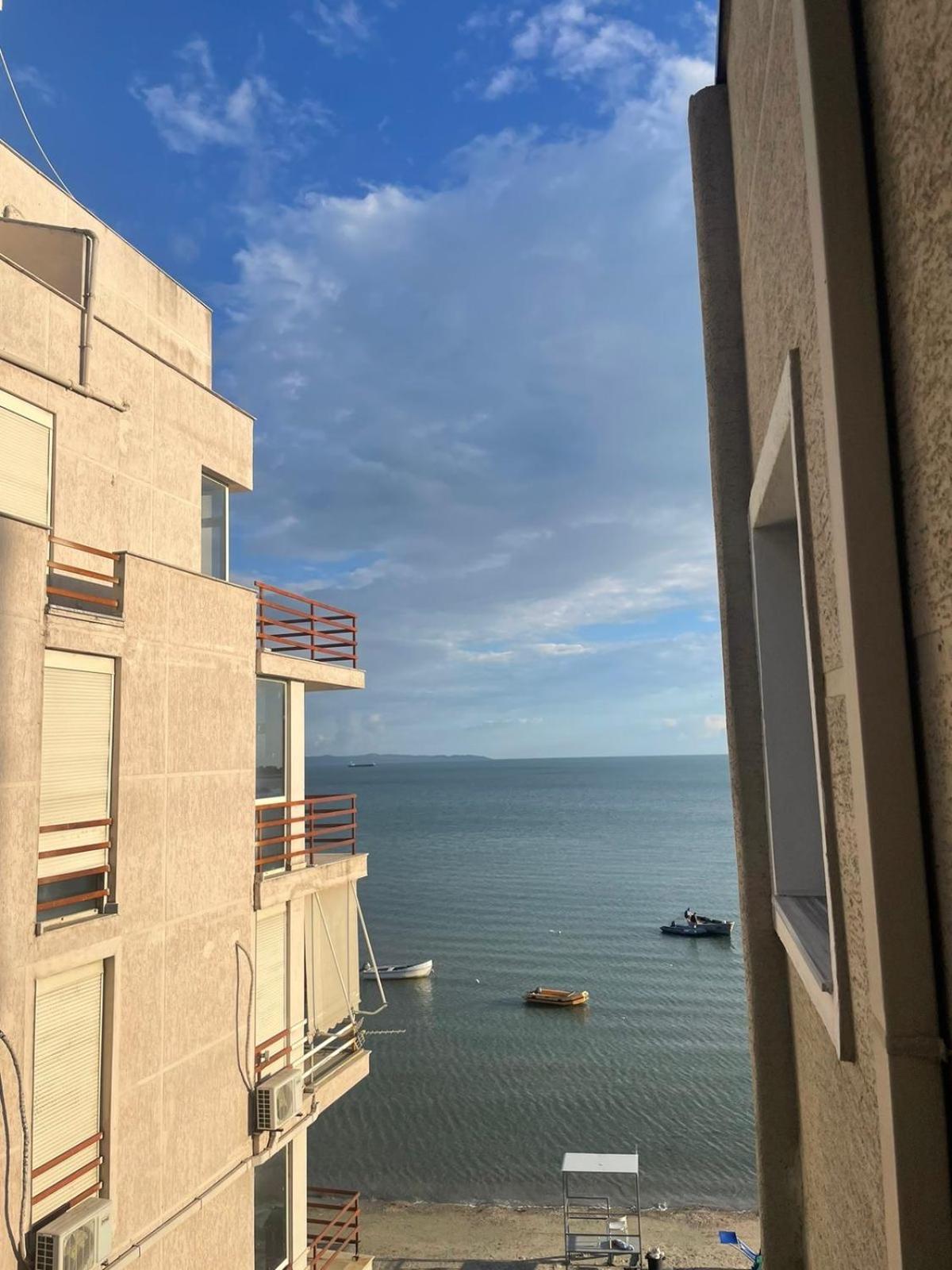 Tirona Hotel 4*